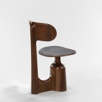 <a href="https://www.galeriegosserez.com/artistes/mohasseb-georges.html">Georges Mohasseb</a> - Drop Chair